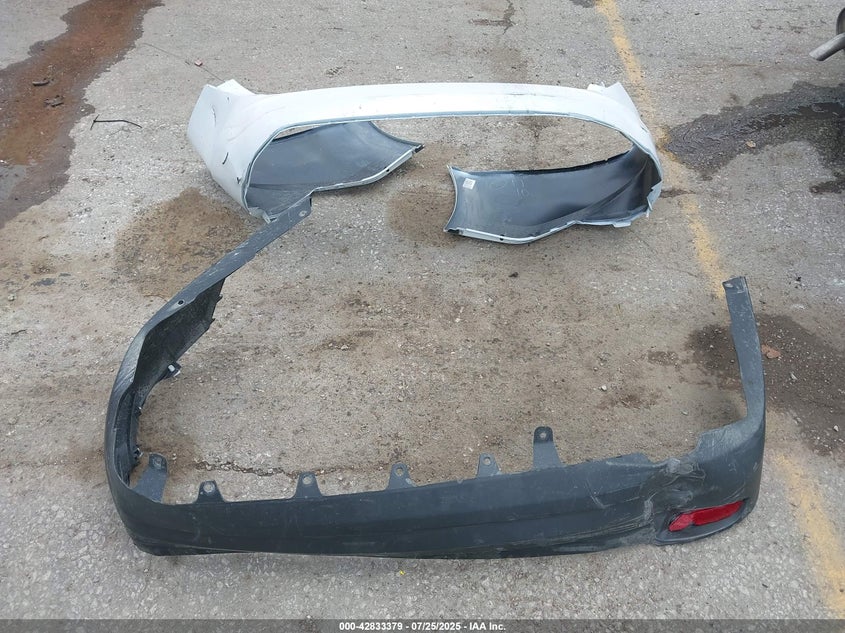 2025 Toyota Camry Le VIN: 4T1DAACK3SU593829 Lot: 42833379