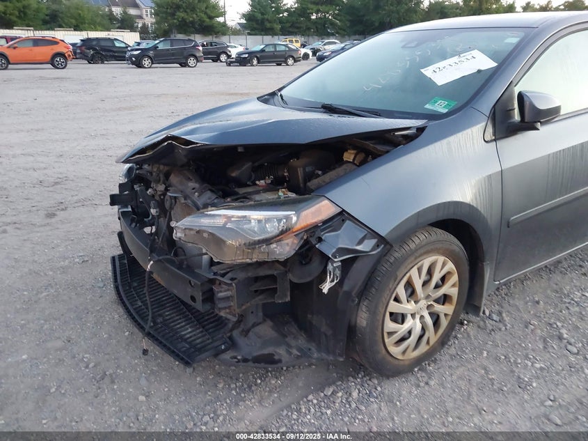 VIN 2T1BURHE7KC199462 2019 TOYOTA COROLLA LE