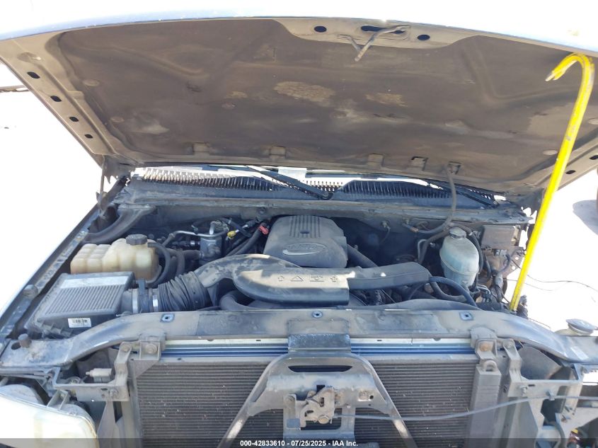 2004 Chevrolet Tahoe Ls VIN: 1GNEC13T34R212232 Lot: 42833610