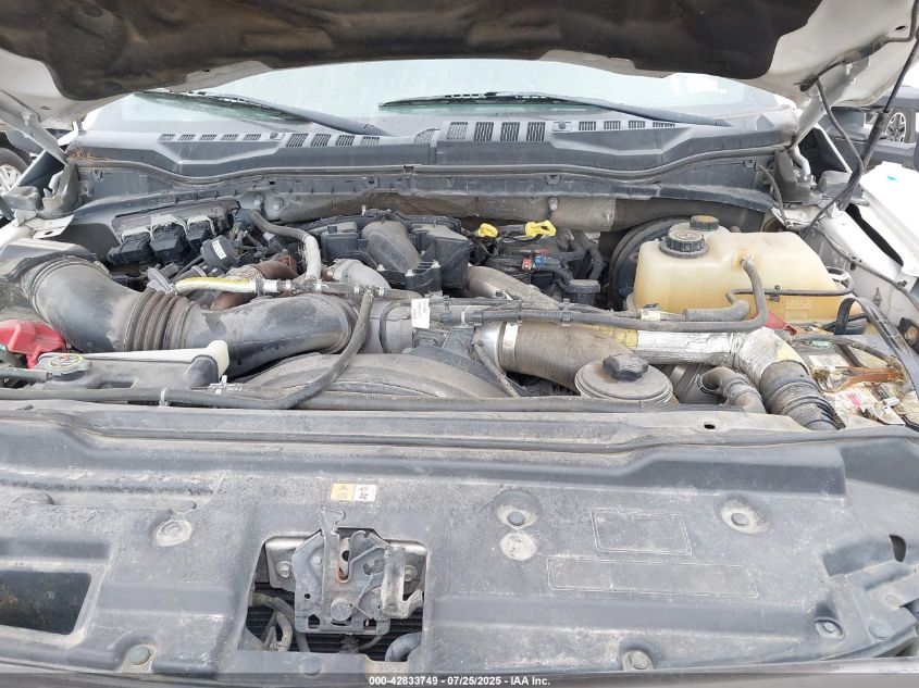 2017 Ford F-350 King Ranch VIN: 1FT8W3BT3HEE63582 Lot: 42833749