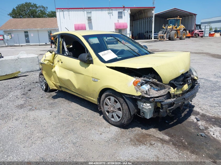 2009 Hyundai Accent Gs VIN: KMHCM36C39U142560 Lot: 42833772