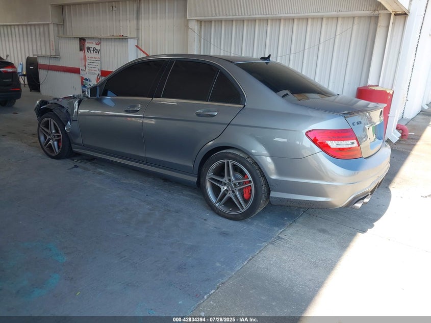 2013 MERCEDES-BENZ C 63 AMG - WDDGF7HB7DA753736