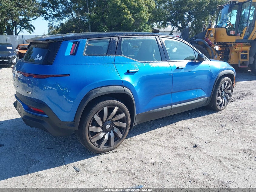Vin: vcf1zbu23pg004224, lot: 43327978, fisker ocean one 20234