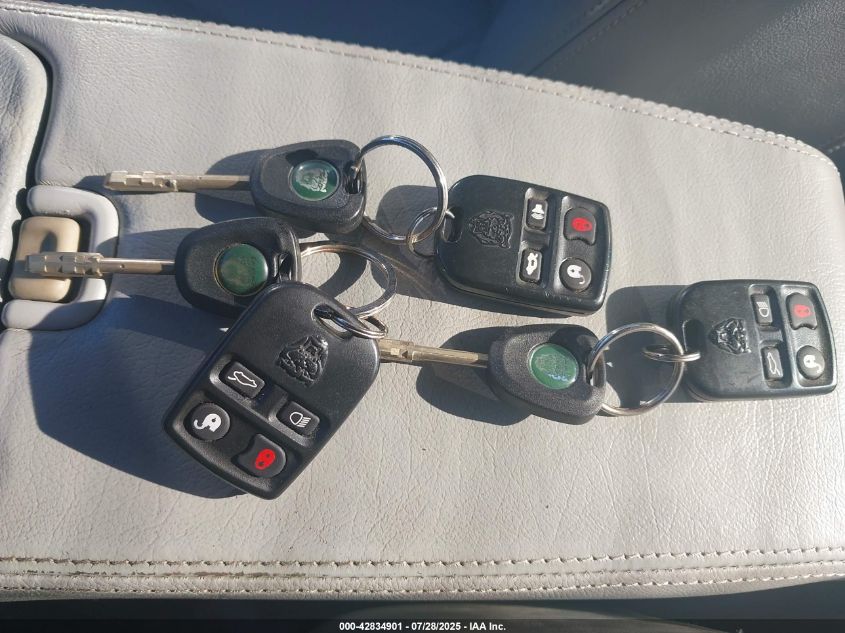 2006 Jaguar Xk8 VIN: SAJDA41C262A45702 Lot: 42834901