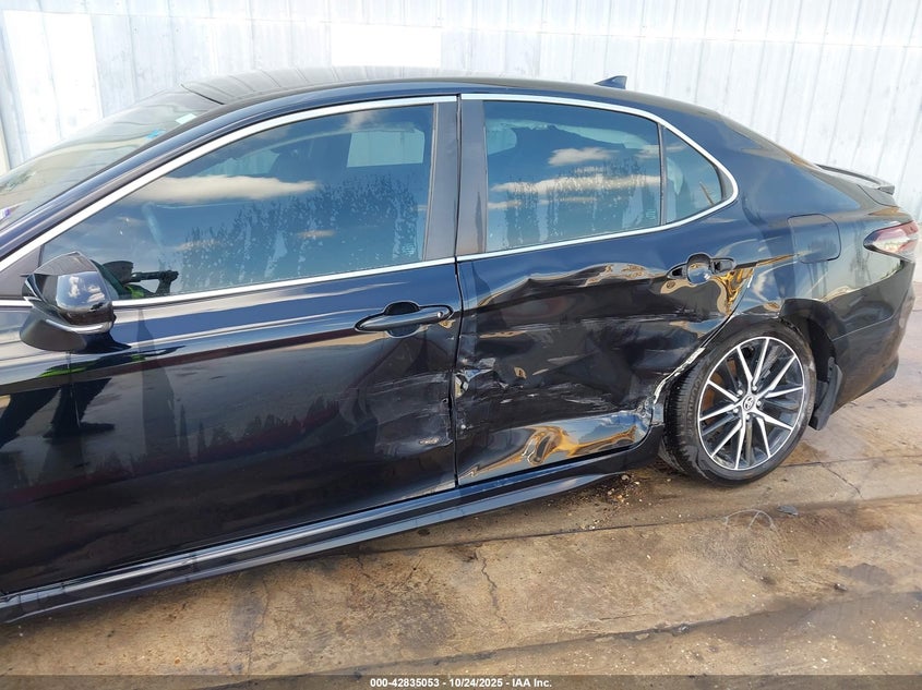 4T1G11AKXPU744463 2023 TOYOTA CAMRY photo no. 6