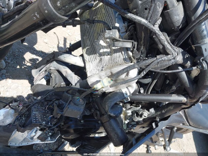 2021 Yamaha Yzfr3 A VIN: MH3RH18Y6MK006963 Lot: 42835398