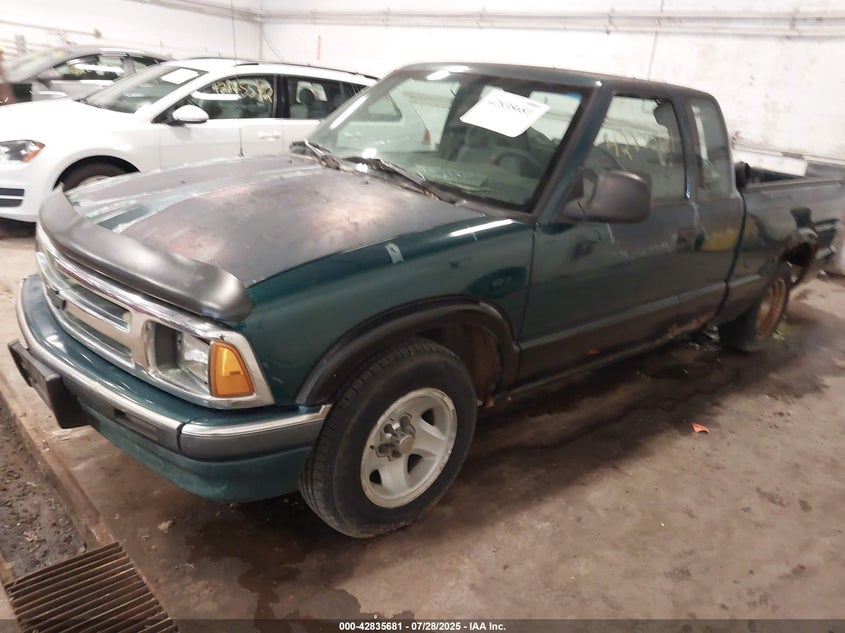 1996 Chevrolet S Truck S10 1GCCS1949T8191409 photo #3