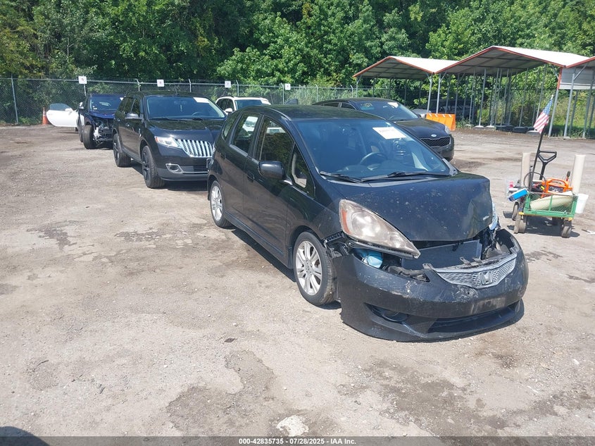 2009 HONDA FIT VIN: JHMGE88419S027648