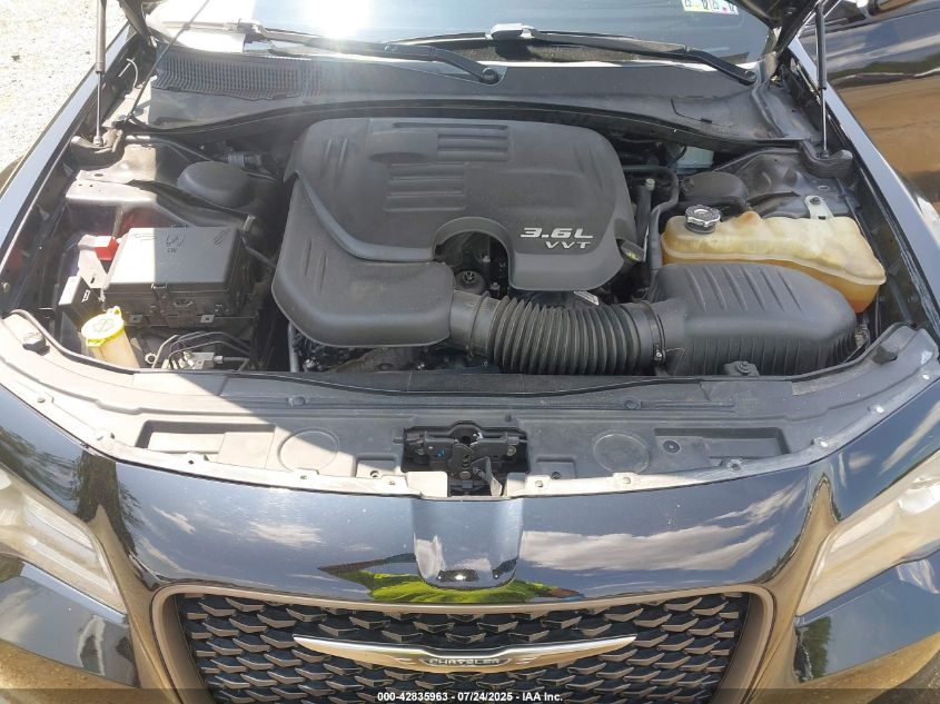 2017 Chrysler 300 300S Alloy Edition VIN: 2C3CCABG1HH593898 Lot: 42835963