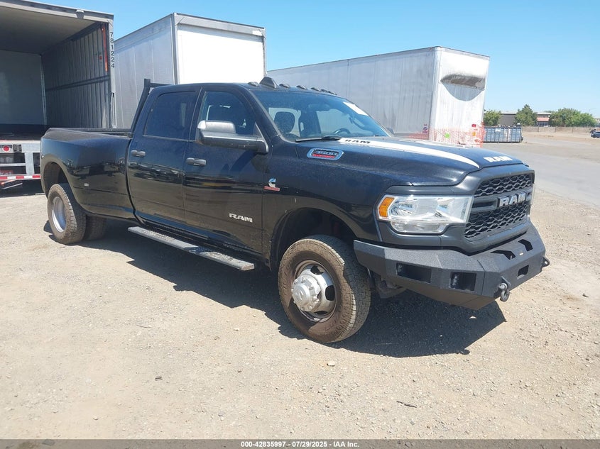 2021 RAM 3500  (VIN: 3C63RRGL4MG617790)