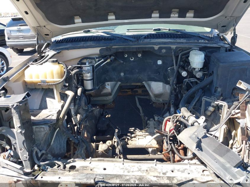 2004 Chevrolet Suburban 1500 Z71 VIN: 3GNFK16Z34G275757 Lot: 42836121