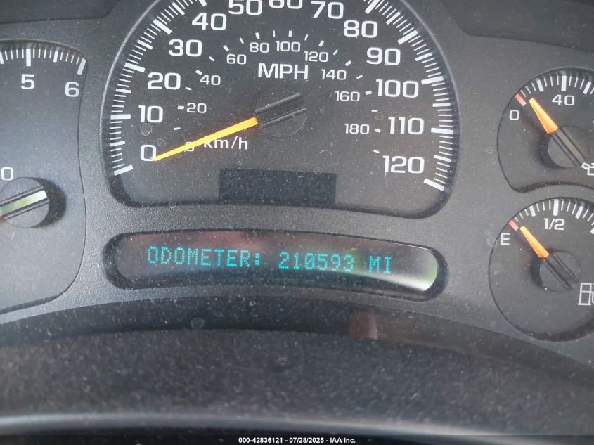 2004 Chevrolet Suburban 1500 Z71 VIN: 3GNFK16Z34G275757 Lot: 42836121