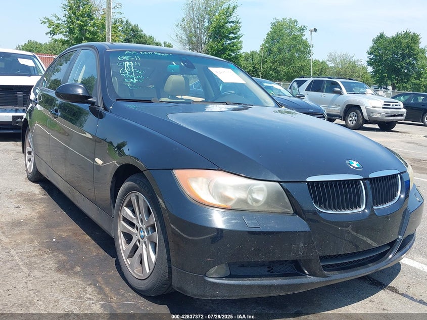 WBAVA33547KX81550 2007 BMW 328I auction photo 1