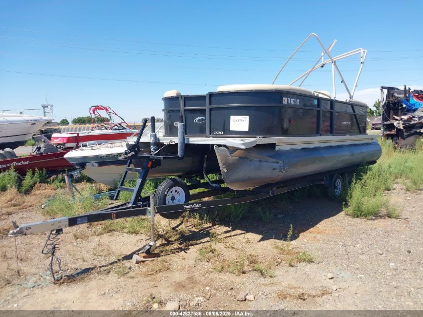 2015 Crestliner Other