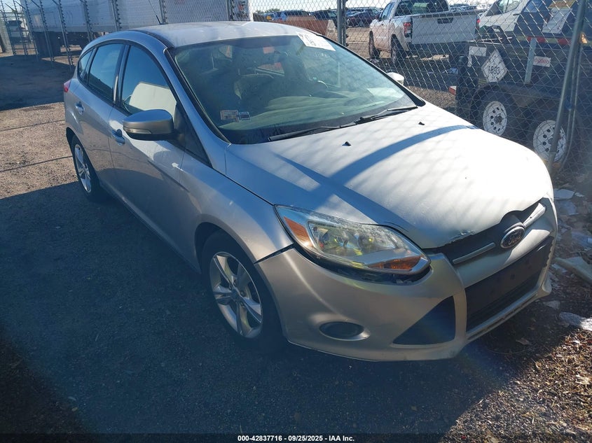 2013 FORD FOCUS SE - 1FADP3K21DL221100