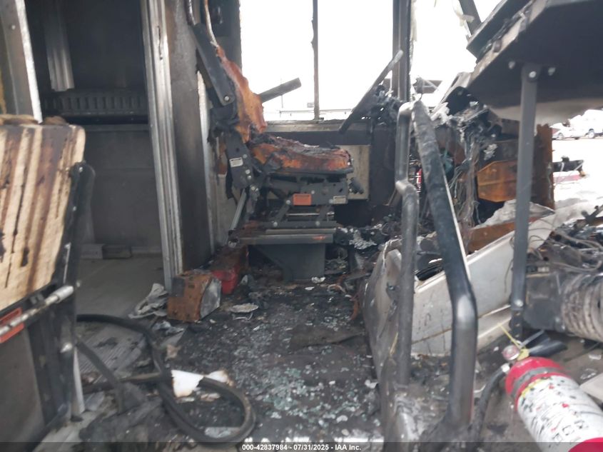 2014 Ford F-59 Commercial Stripped VIN: 1F65F5KY8E0A10077 Lot: 42837984