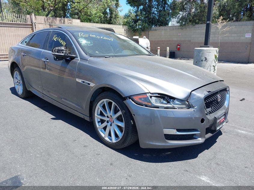 Vin: sajwj1cd7g8v97043, lot: 43331676, jaguar xj r-sport 2016 img_1