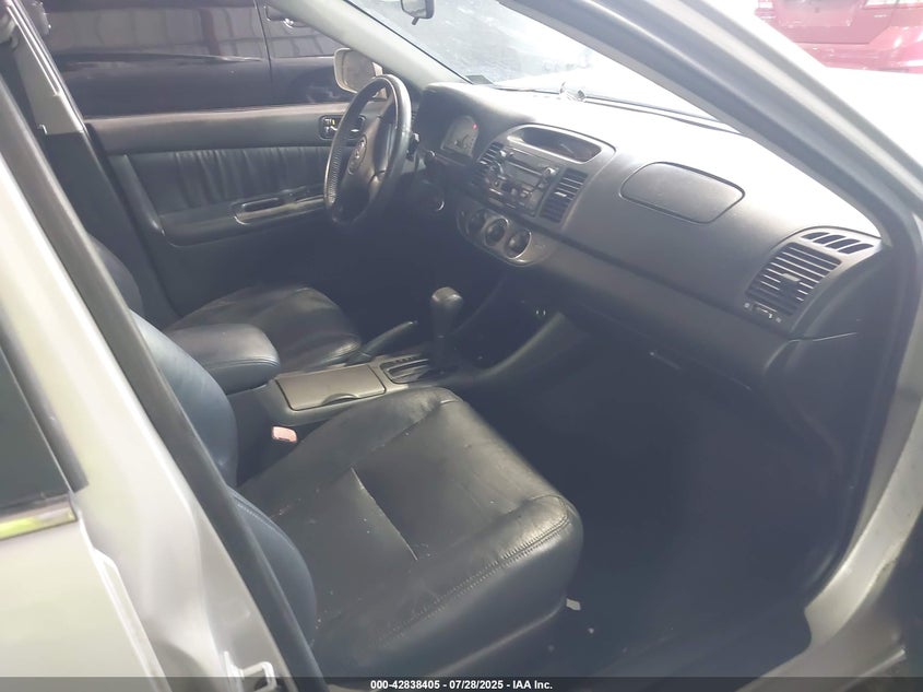 4T1BA32K54U033205 2004 TOYOTA CAMRY photo no. 5