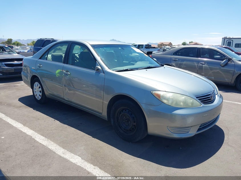 4T1BE32K45U589060 2005 Toyota Camry Le auction photo 1