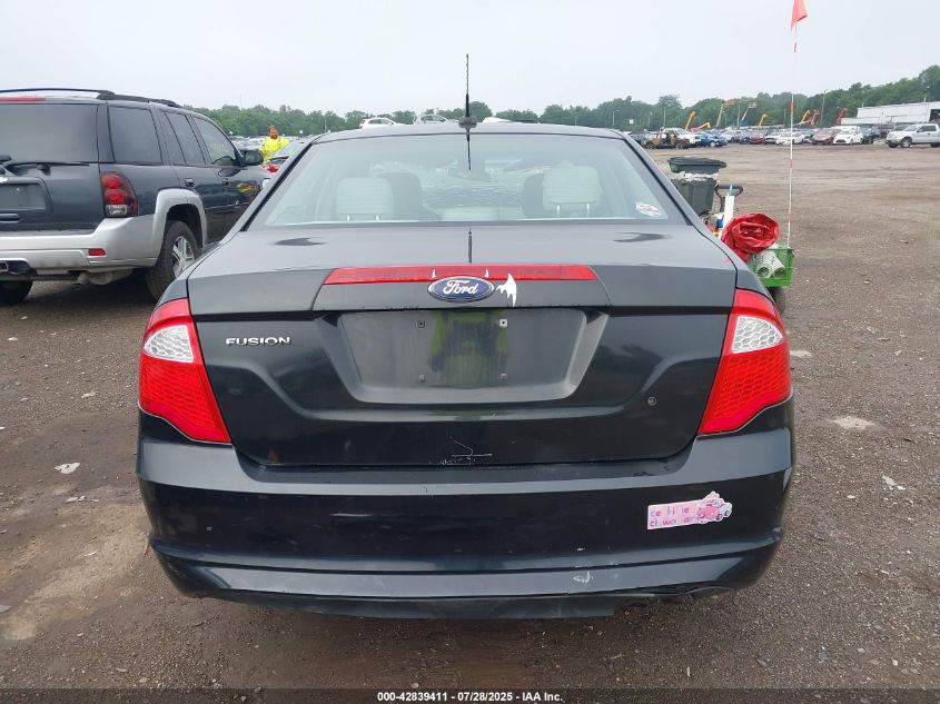 2012 Ford Fusion S VIN: 3FAHP0GA6CR333858 Lot: 42839411