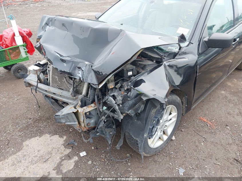 2012 Ford Fusion S VIN: 3FAHP0GA6CR333858 Lot: 42839411