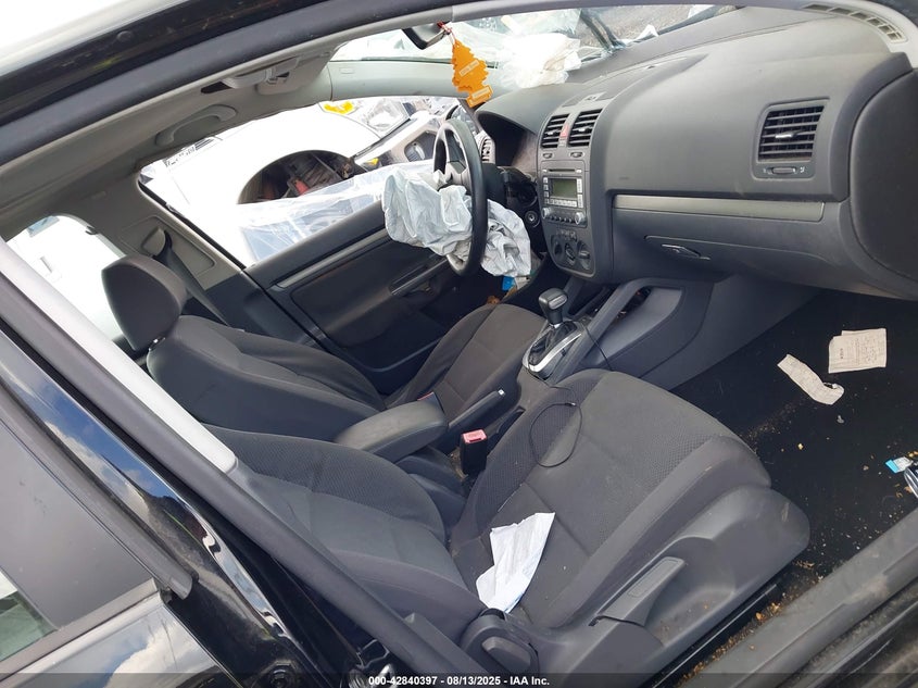 WVWDR91K67W019848 2007 VOLKSWAGEN GOLF photo no. 5