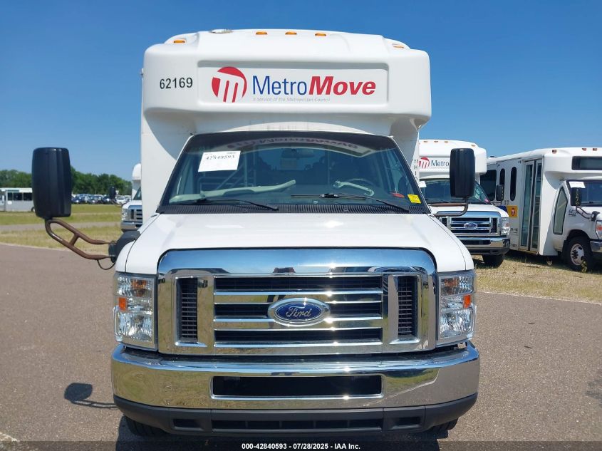 2018 Ford Econoline E450 Super Duty Cutwy Van VIN: 1FDFE4FS7JDC37294 Lot: 42840593