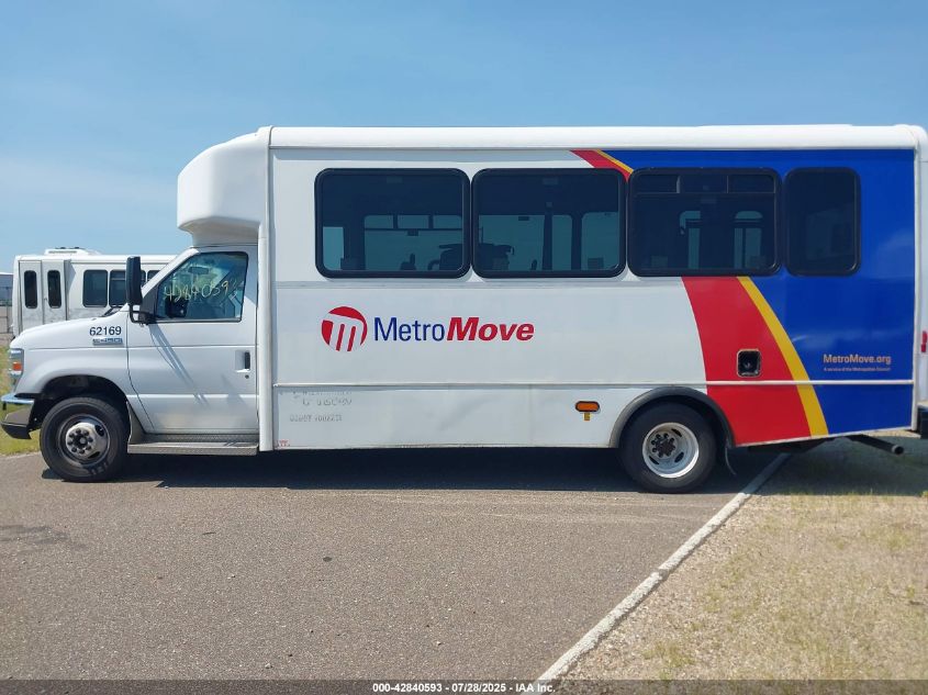 2018 Ford Econoline E450 Super Duty Cutwy Van VIN: 1FDFE4FS7JDC37294 Lot: 42840593