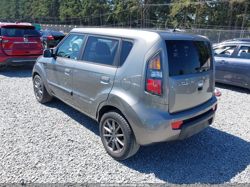 2010 Kia Soul + VIN: KNDJT2A22A7124349 Lot: 42842134