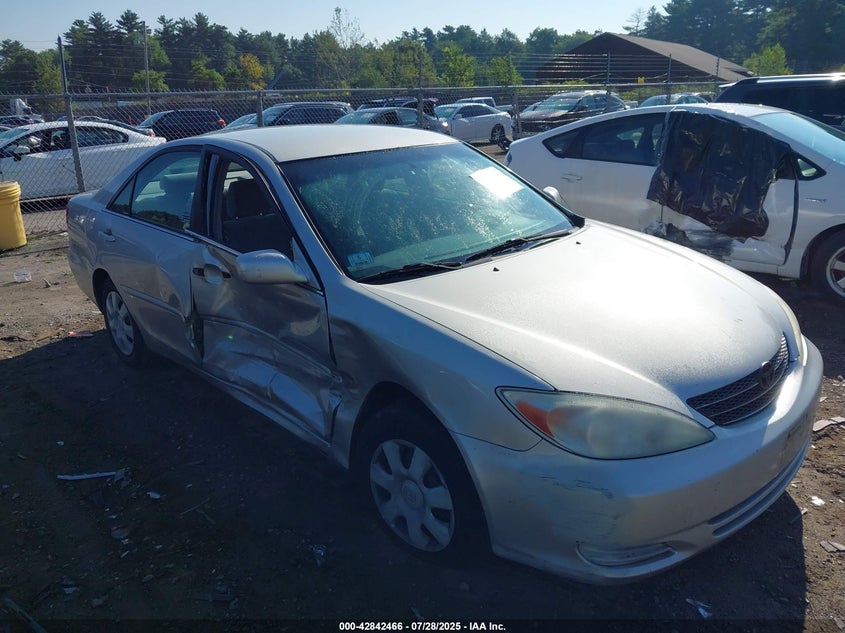 4T1BE32K84U380855 2004 Toyota Camry Le auction photo 1