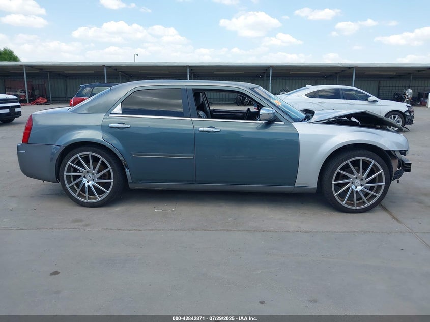 2007 Chrysler 300 Touring VIN: 2C3KA53GX7H608453 Lot: 42842871