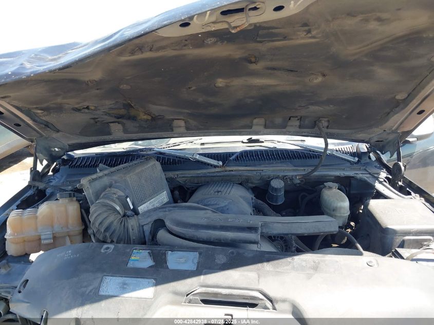 2004 Chevrolet Tahoe Ls/Lt VIN: X1GNEC13Z24R11136 Lot: 42842938