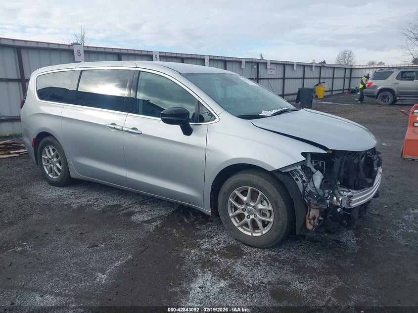2024 Chrysler Pacifica Touring L