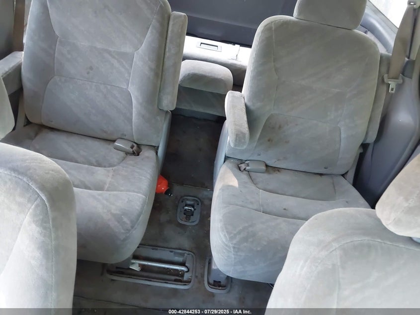 2004 Honda Odyssey Ex VIN: 5FNRL18814E128818 Lot: 42844253