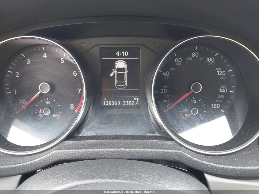 2017 Volkswagen Passat 1.8T S VIN: 1VWAT7A36HC027935 Lot: 42844275