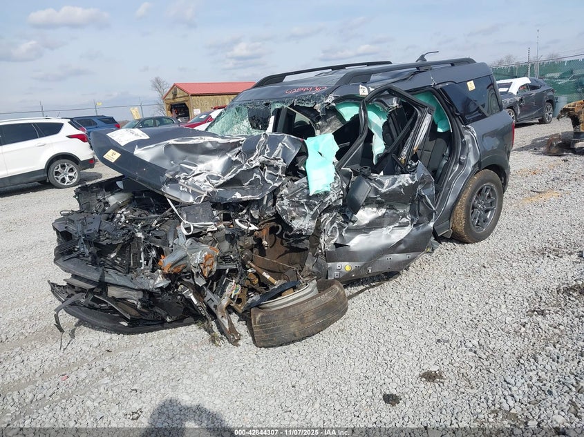 3FMCR9B62PRE16534 2023 FORD BRONCO SPORT photo no. 2