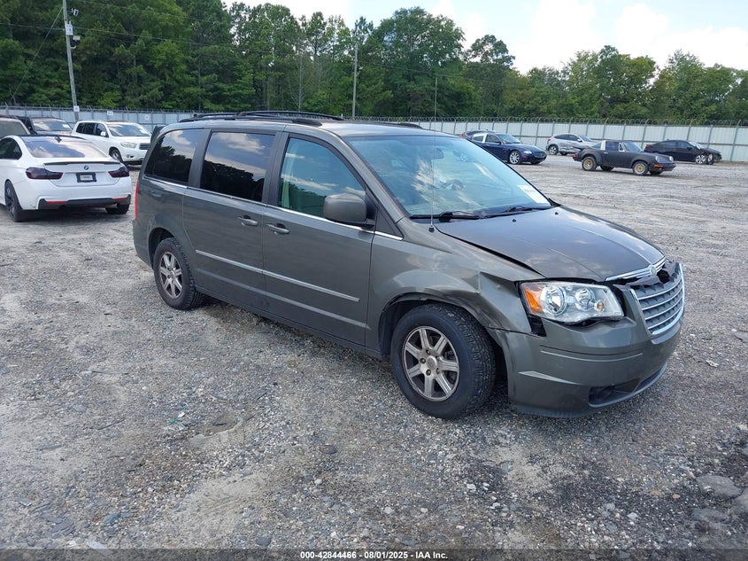 2A4RR5D15AR376949 2010 Chrysler Town & Country Touring auction photo 1