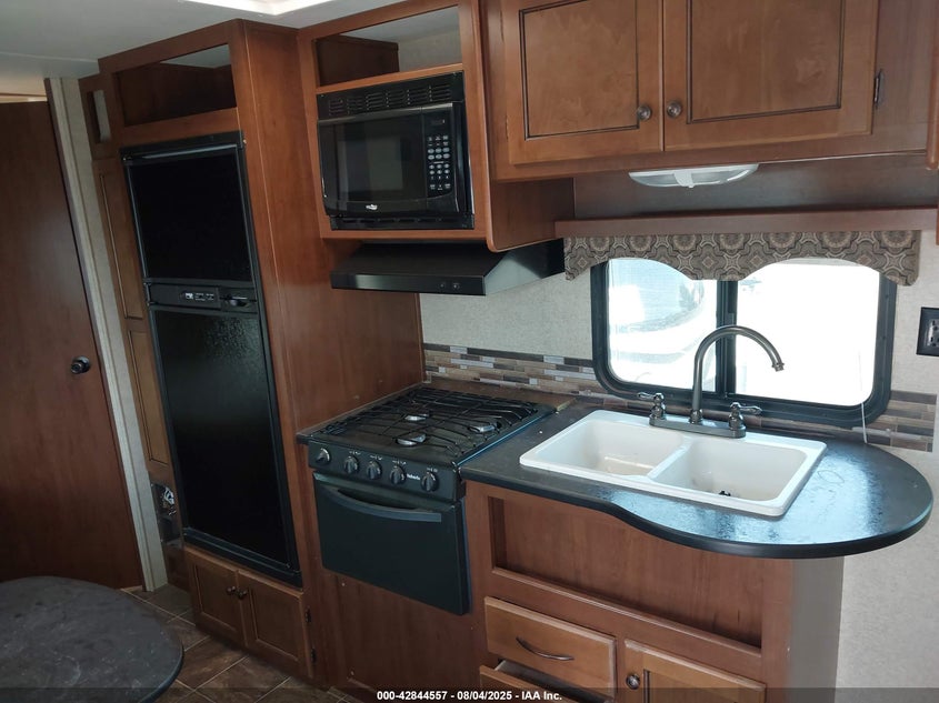 5SFPB2923EE273188 2014   photo no. 13