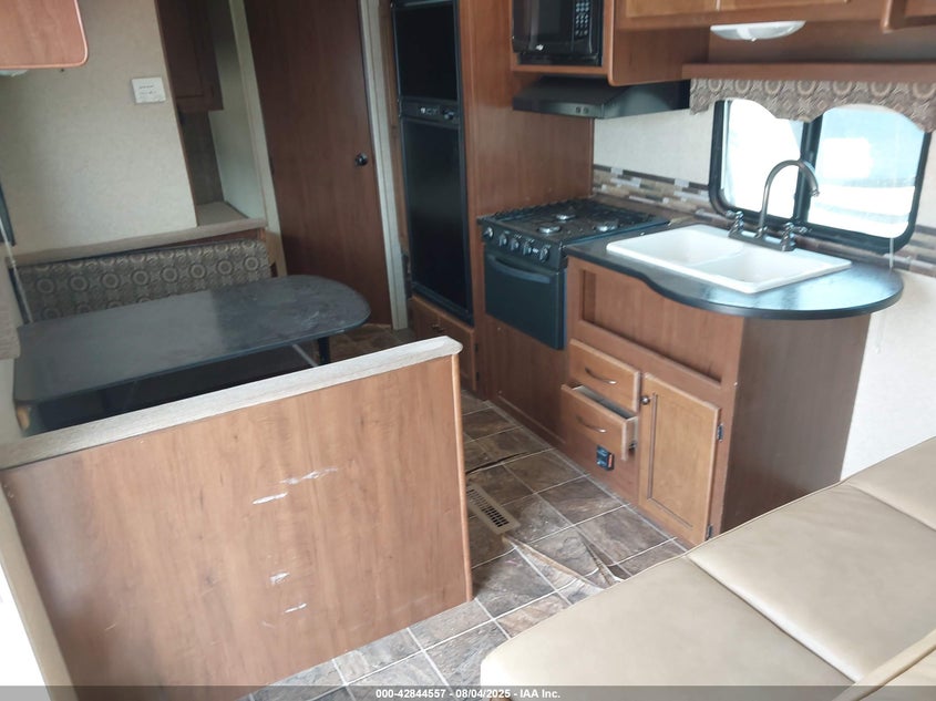 5SFPB2923EE273188 2014   photo no. 8