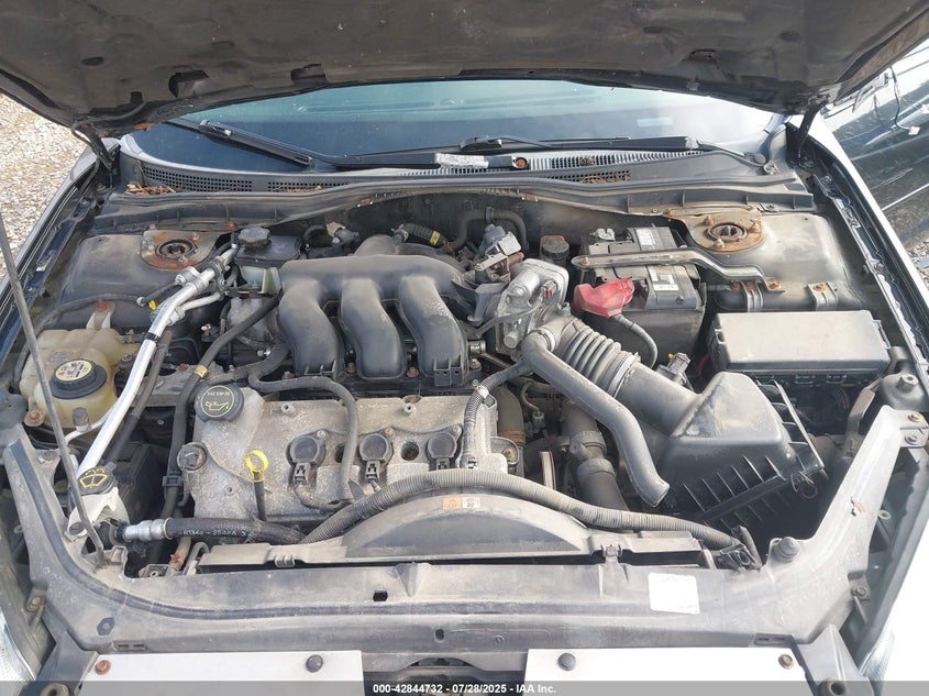 3MEHM08199R624847 2009 MERCURY MILAN photo no. 10