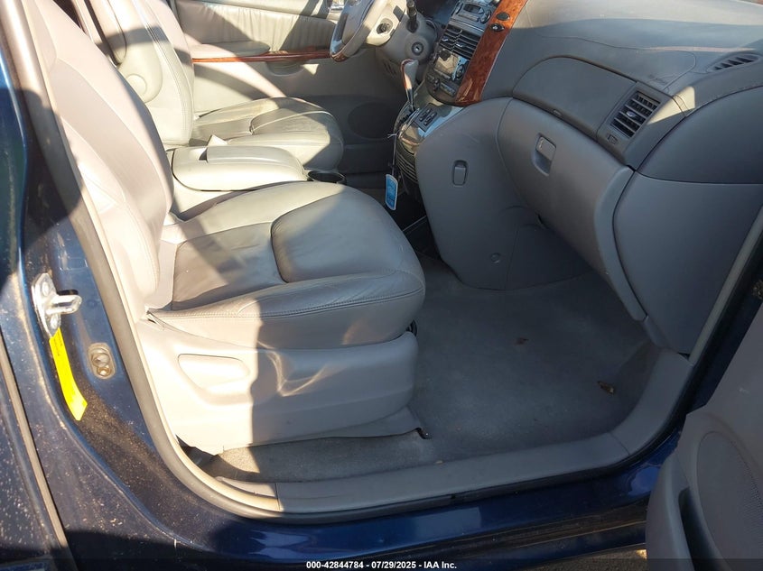 2004 Toyota Sienna Xle Limited VIN: 5TDZA22C54S077778 Lot: 42844784