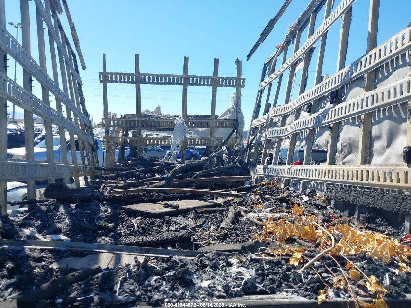 2016 Chevrolet Express Cutaway 3500 VIN: 1GB0GRFF4G1117326 Lot: 42844872