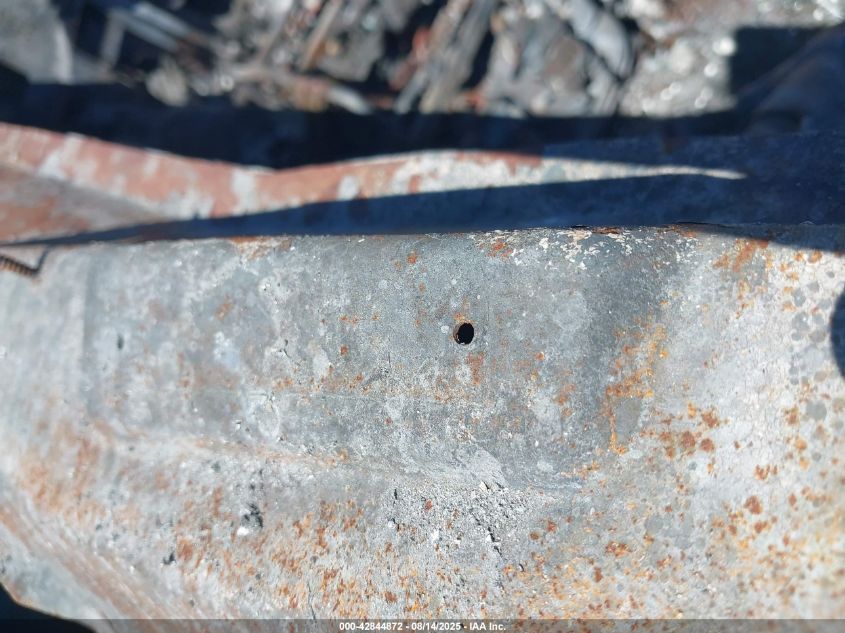 2016 Chevrolet Express Cutaway 3500 VIN: 1GB0GRFF4G1117326 Lot: 42844872