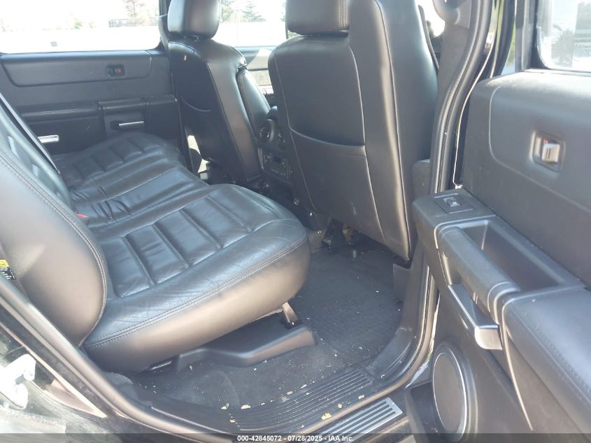 2005 Hummer H2 Suv VIN: 5GRGN23U05H115988 Lot: 42845072