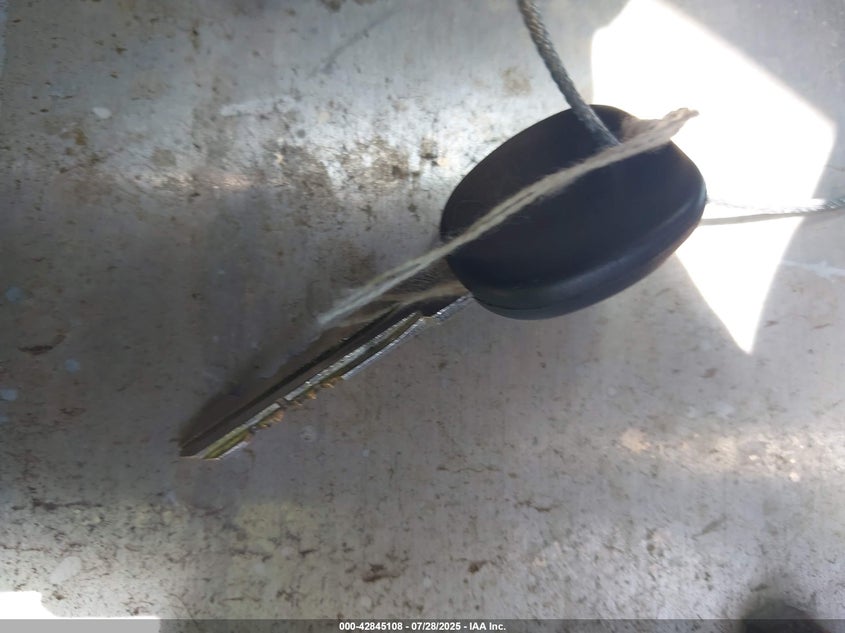 2001 Chevrolet Silverado 1500 Lt VIN: 2GCEC19T411116887 Lot: 42845108