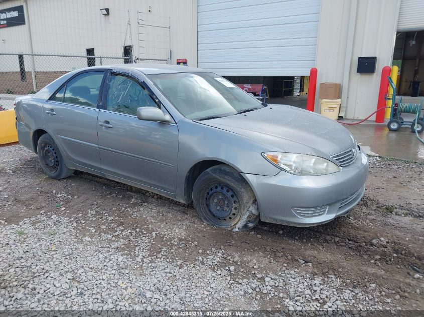 2005 Toyota Camry Le