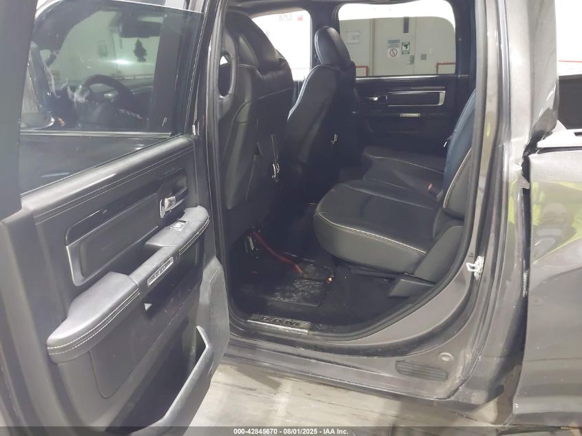 2017 Ram 3500 Limited 4X4 8' Box VIN: 3C63RRKL1HG576385 Lot: 42845670