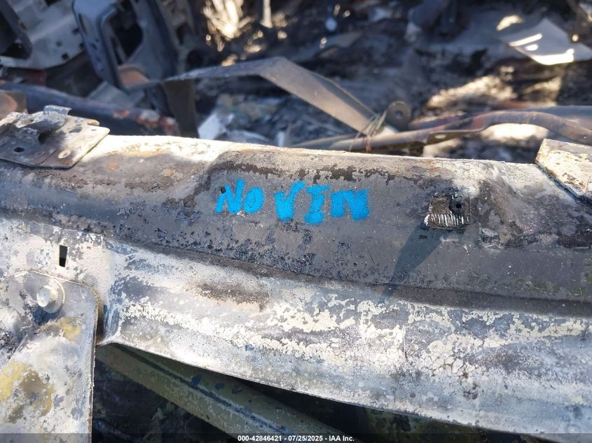 2005 Chevrolet Silverado 1500 Ls VIN: 2GCEC13T651221123 Lot: 42846421