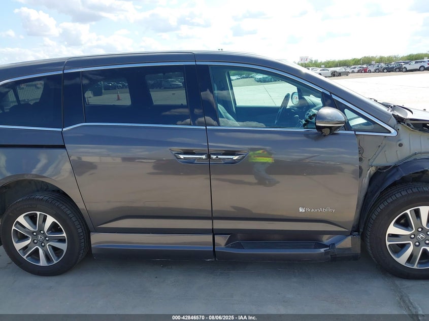 2015 Honda Odyssey Touring/Touring Elite VIN: 5FNRL5H90FB078366 Lot: 42846570