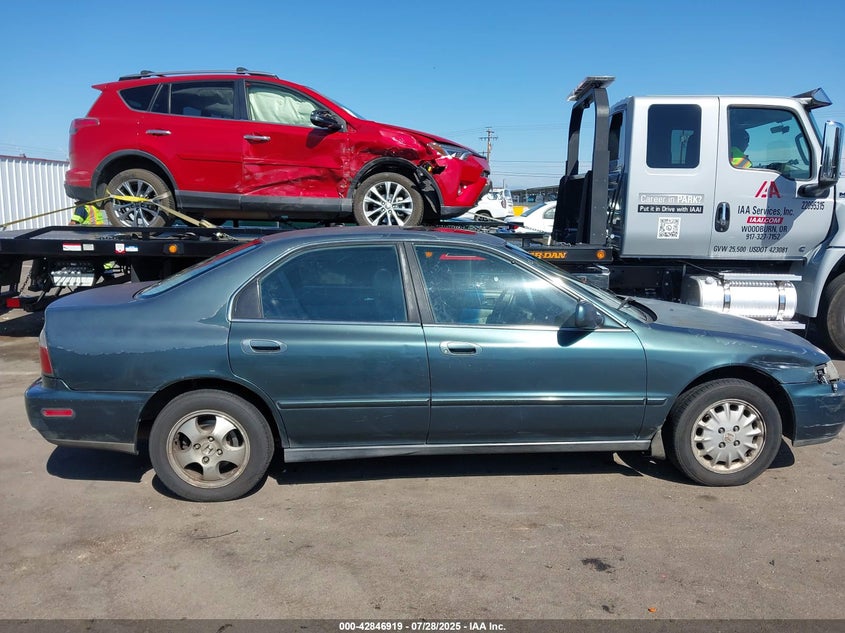 1997 Honda Accord Ex VIN: 1HGCD5660VA071843 Lot: 42846919